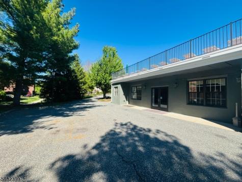 119 Wimbledon Square Washington NJ 07840