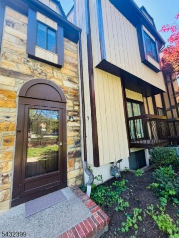 119 Wimbledon Square Washington NJ 07840