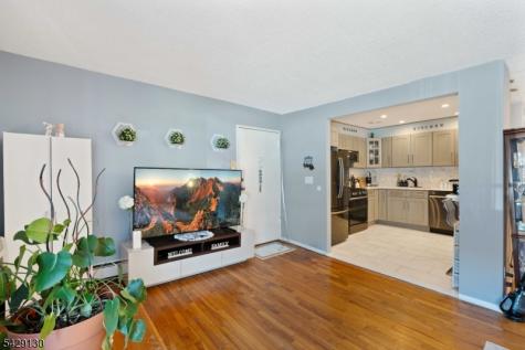 398 Hoover Avenue Bloomfield NJ 07003