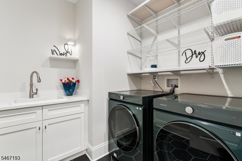 6 Concord Court Warren NJ 07059
