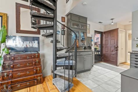 4 Sunrise Drive Vernon NJ 07462