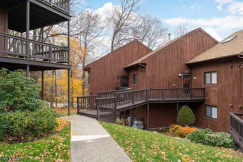 4 Sunrise Drive Vernon NJ 07462