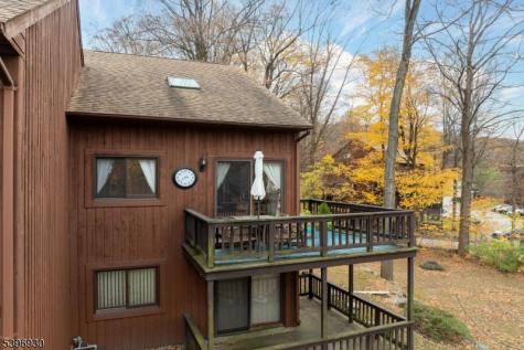 4 Sunrise Drive Vernon NJ 07462