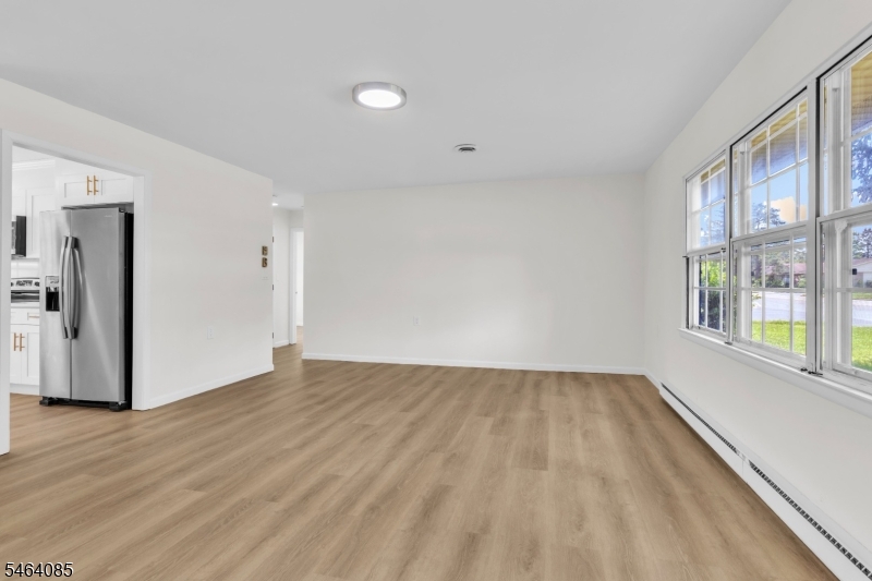 32 Yorkshire Court Manchester NJ 08759
