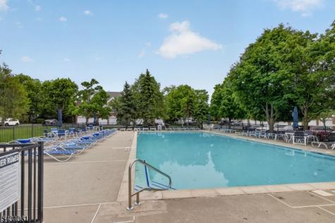 712 Firethorn Drive Union NJ 07083
