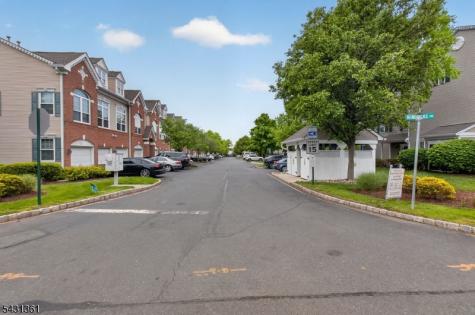 712 Firethorn Drive Union NJ 07083
