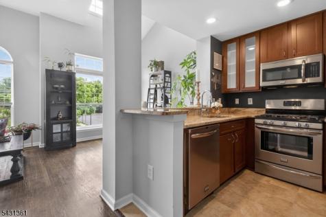 712 Firethorn Drive Union NJ 07083