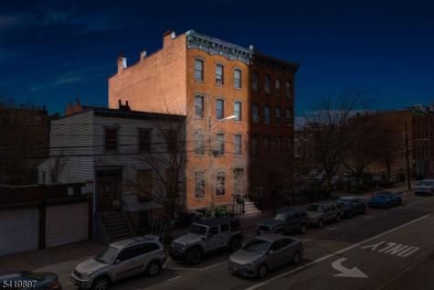 189 Christopher Columbus Drive Jersey City NJ 07302