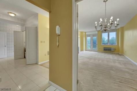 10 Smith Manor Boulevard West Orange NJ 07052