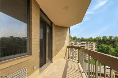 10 Smith Manor Boulevard West Orange NJ 07052