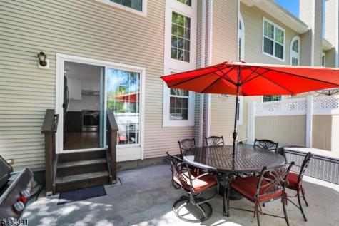 10 Raleigh Court Bernards NJ 07920