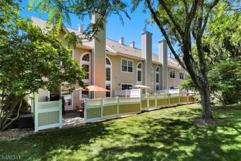 10 Raleigh Court Bernards NJ 07920