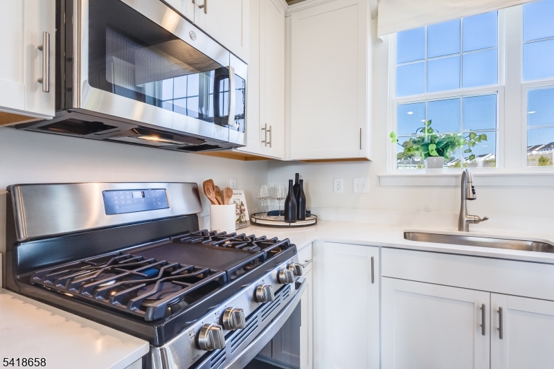 79 Eastwood Terrace East Hanover NJ 07936