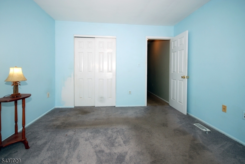 34 Delaware Lane Branchburg NJ 08876
