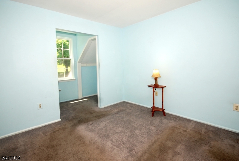 34 Delaware Lane Branchburg NJ 08876