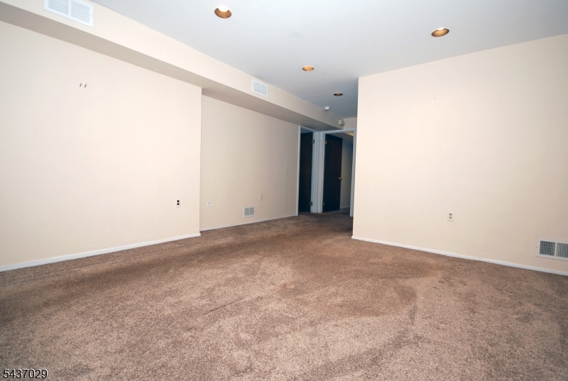 34 Delaware Lane Branchburg NJ 08876