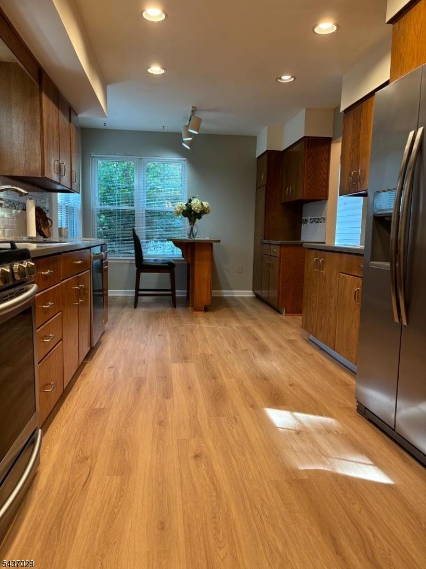 34 Delaware Lane Branchburg NJ 08876
