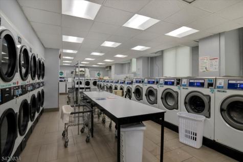100 Manhattan Avenue Union NJ 07087