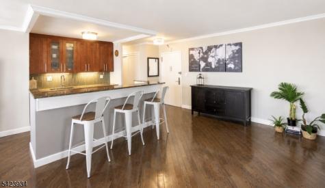 100 Manhattan Avenue Union NJ 07087