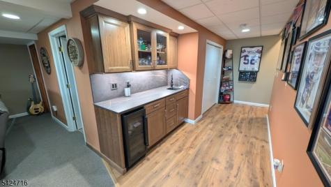 24 Sundance Terrace Hardyston NJ 07419