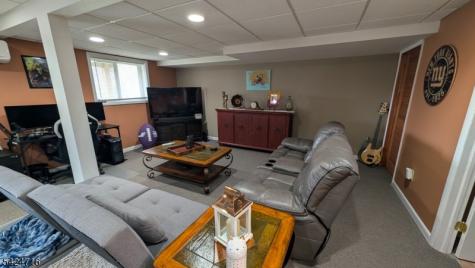 24 Sundance Terrace Hardyston NJ 07419