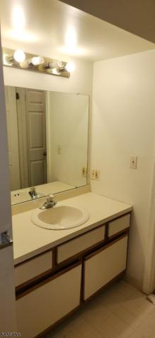 664 Irvington A C0020 Maplewood NJ 07040