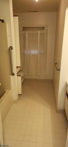 664 Irvington A C0020 Maplewood NJ 07040