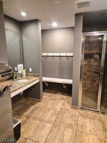 16 Dunbar Court Bedminster NJ 07921