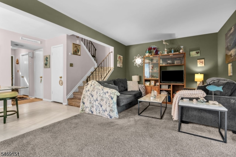 16 Cardinal Lane Howell NJ 07731