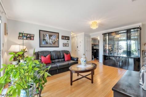 535 Bayway Avenue Elizabeth NJ 07202