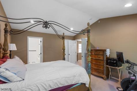 169 Vista Terrace Pompton Lakes NJ 07442