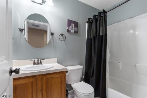 169 Vista Terrace Pompton Lakes NJ 07442