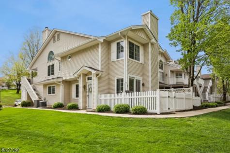 9 Sussex Court Bedminster NJ 07921