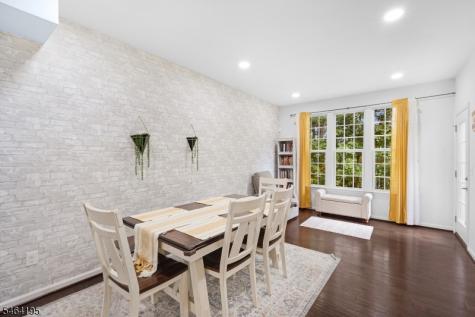 33 Woodland Way Mount Arlington NJ 07856