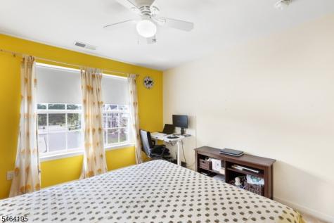 33 Woodland Way Mount Arlington NJ 07856