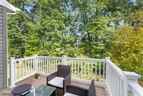 33 Woodland Way Mount Arlington NJ 07856