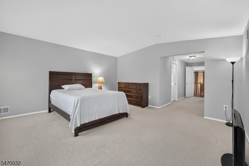 7 Caroline Foster Court Morris NJ 07960