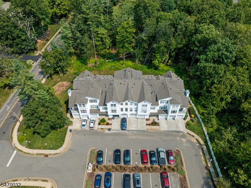 7 Caroline Foster Court Morris NJ 07960