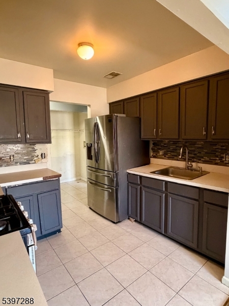 539 Union Avenue Irvington NJ 07111