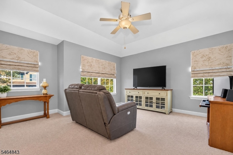 2 Clearbrook Lane Raritan NJ 08822