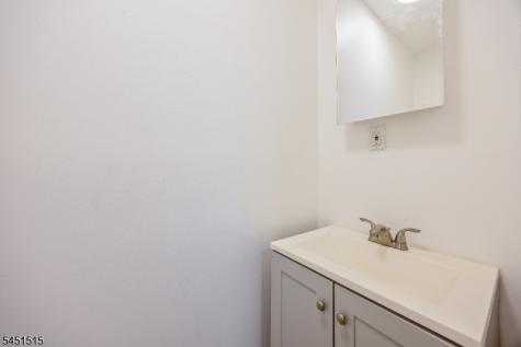 422 Halsted Street East Orange NJ 07018