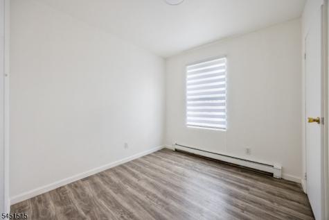 422 Halsted Street East Orange NJ 07018