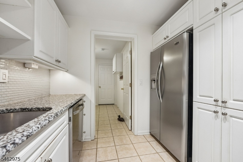 16 Cadence Court Morris NJ 07960
