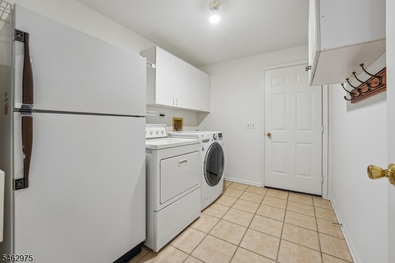 16 Cadence Court Morris NJ 07960