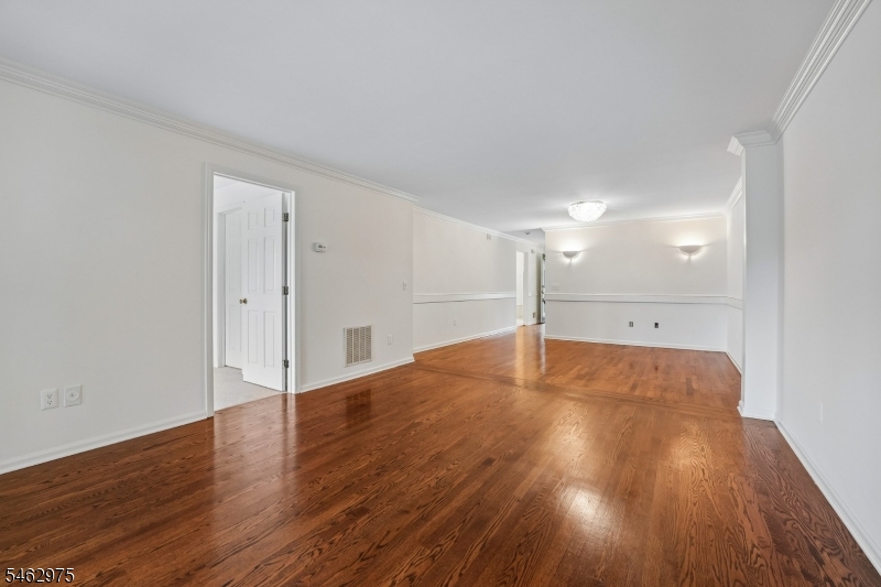 16 Cadence Court Morris NJ 07960