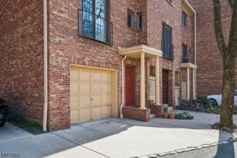 17 Mews Lane South Orange Village NJ 07079