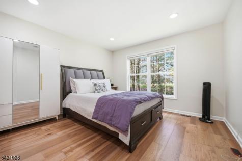 123 Barclay Drive Nutley NJ 07110