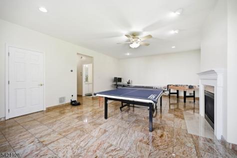 123 Barclay Drive Nutley NJ 07110
