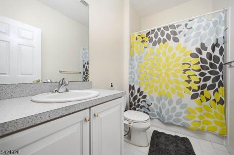 123 Barclay Drive Nutley NJ 07110