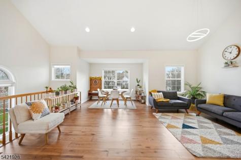 123 Barclay Drive Nutley NJ 07110
